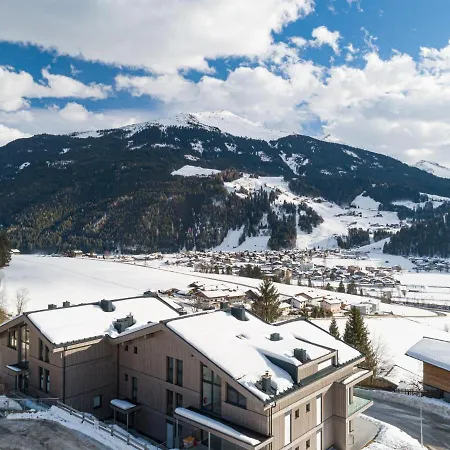 아파트 Tauern Juwel 8 *